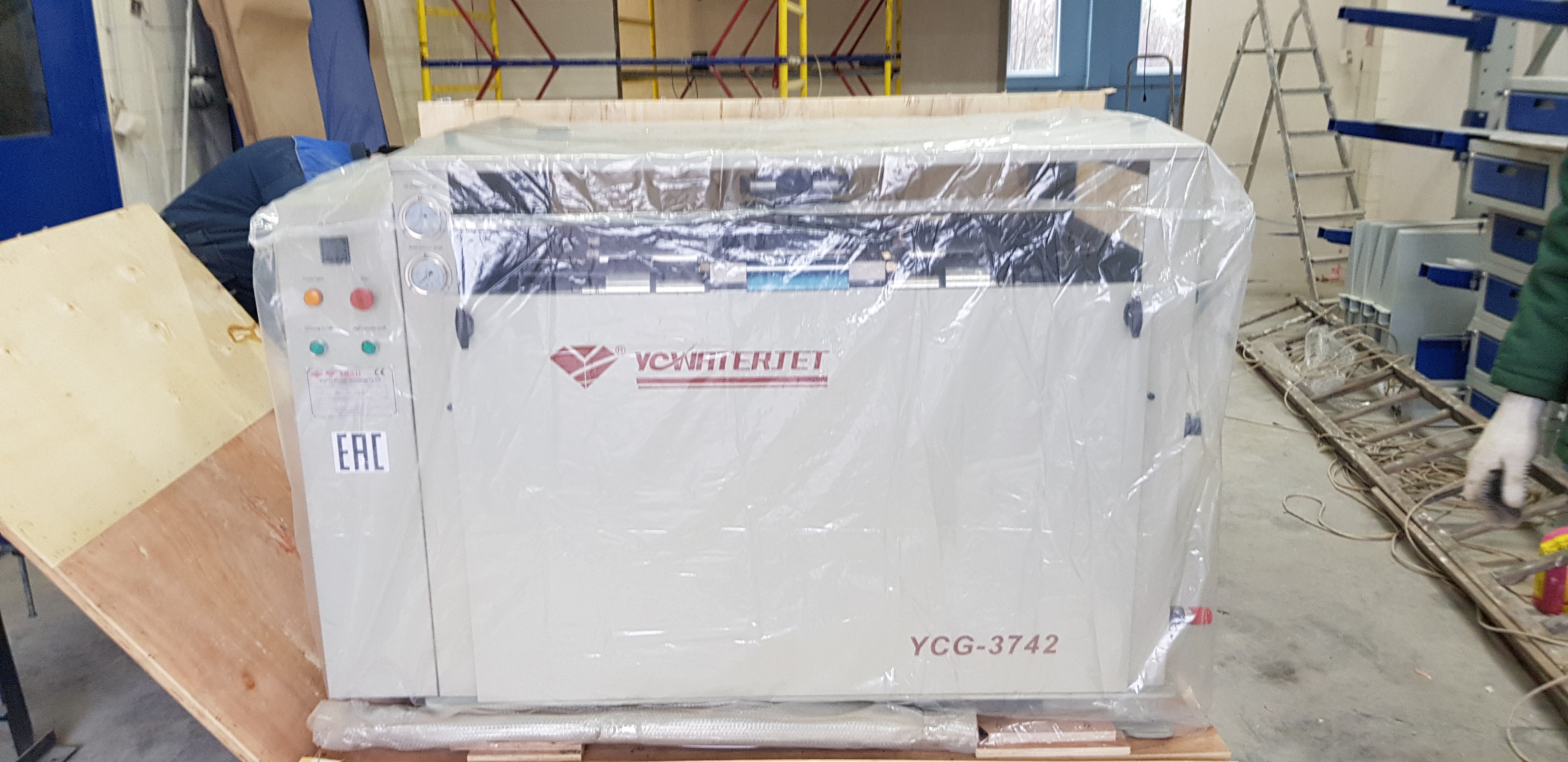 20181109 103808 - Гидроабразивный станок с ЧПУ YC Waterjet